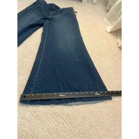 NWT Pilcro A-Line Trapeze High-Rise Wide Leg Jeans - Picture 7 of 13